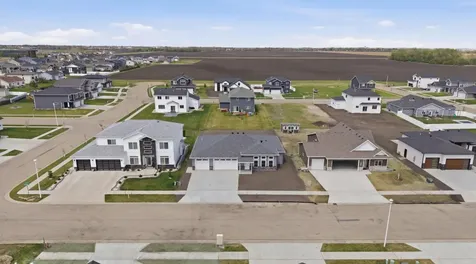 4312 23rd Avenue S Moorhead MN 56560