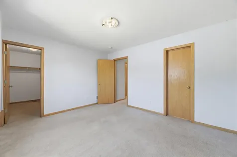 125 Gloria Avenue Green Isle MN 55338