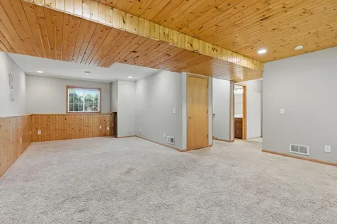 125 Gloria Avenue Green Isle MN 55338