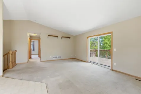 125 Gloria Avenue Green Isle MN 55338