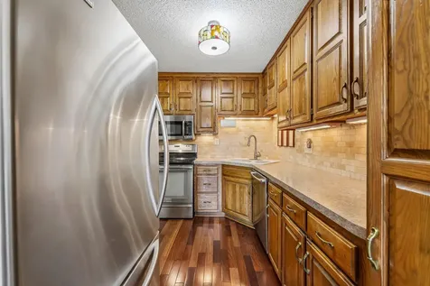 8720 N Maplebrook Circle Brooklyn Park MN 55445