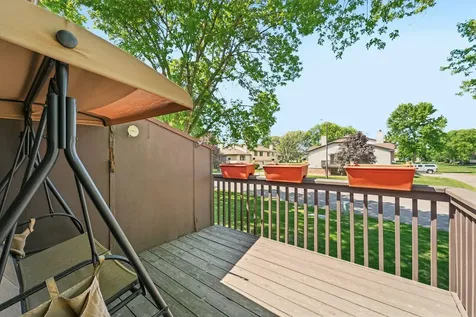 8720 N Maplebrook Circle Brooklyn Park MN 55445