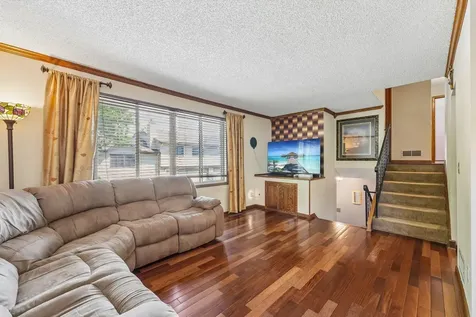 8720 N Maplebrook Circle Brooklyn Park MN 55445
