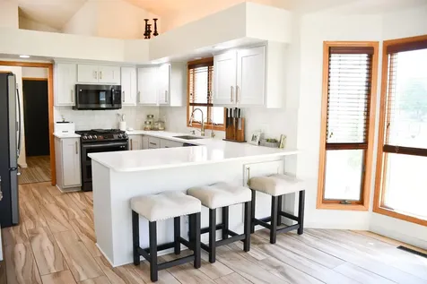 885 Briarwood Drive Worthington MN 56187