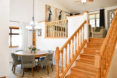 885 Briarwood Drive Worthington MN 56187