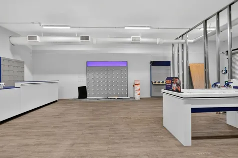 1005 W Broadway Avenue Minneapolis MN 55411