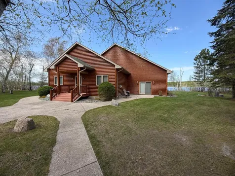 1377 Riverside Drive NW Baudette MN 56623