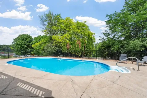 14221 11th Avenue S Burnsville MN 55337