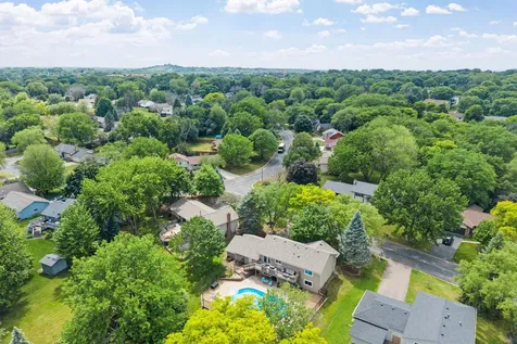 14221 11th Avenue S Burnsville MN 55337