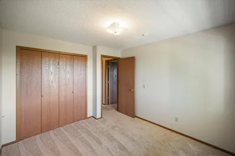 14831 Endicott Way Apple Valley MN 55124
