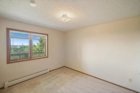 14831 Endicott Way Apple Valley MN 55124