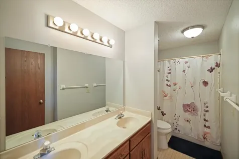 14831 Endicott Way Apple Valley MN 55124
