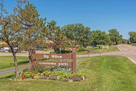 11626 Cedar Pass Minnetonka MN 55305