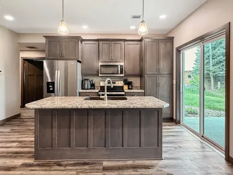 950 W 1st Avenue Edgerton MN 56128