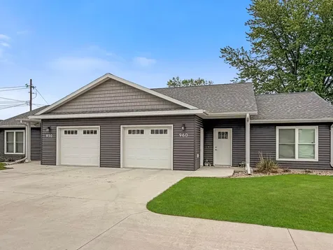 950 W 1st Avenue Edgerton MN 56128
