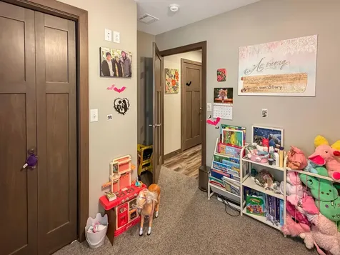 950 W 1st Avenue Edgerton MN 56128