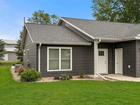 950 W 1st Avenue Edgerton MN 56128