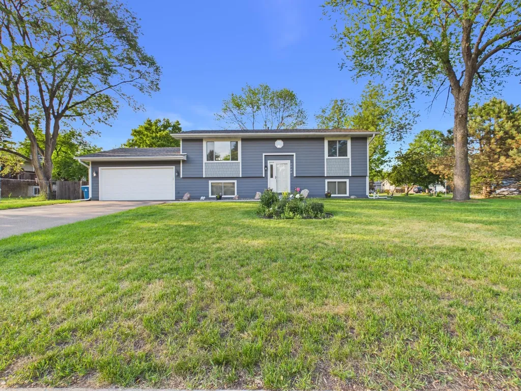 7500 119th Avenue N Champlin MN 55316
