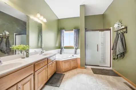7364 Lambert Avenue NE Albertville MN 55301