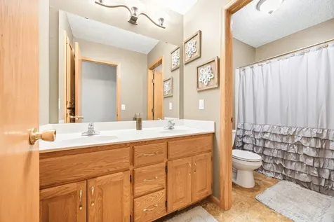 7364 Lambert Avenue NE Albertville MN 55301