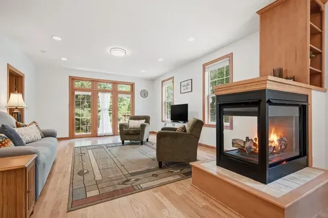 5090 Kelly Court White Bear Lake MN 55110
