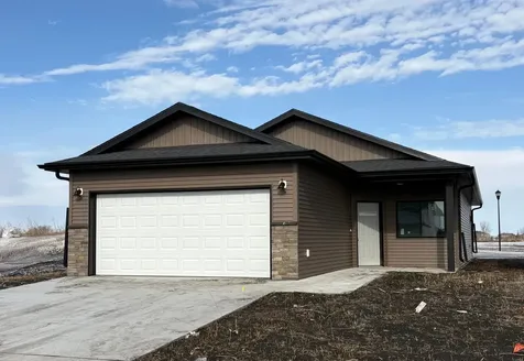 3842 Prairie Lane Moorhead MN 56560
