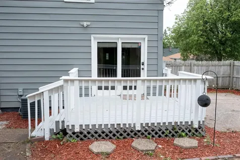 834 Algonquin Avenue Saint Paul MN 55119