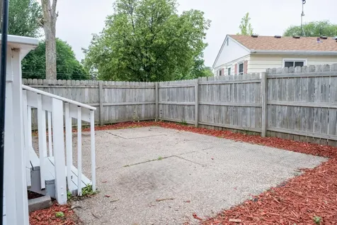834 Algonquin Avenue Saint Paul MN 55119