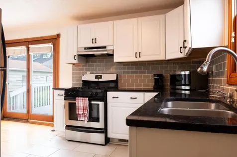 834 Algonquin Avenue Saint Paul MN 55119