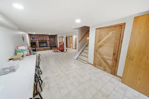 7524 58th St NE Rochester MN 55906