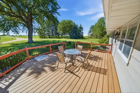 7524 58th St NE Rochester MN 55906