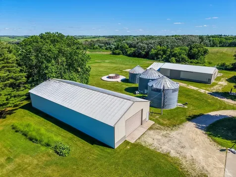 7524 58th St NE Rochester MN 55906
