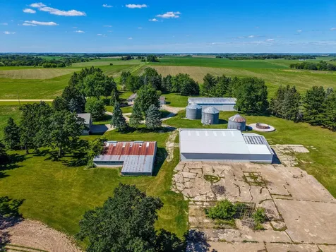 7524 58th St NE Rochester MN 55906