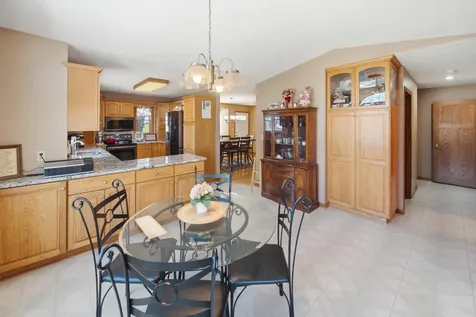 7524 58th St NE Rochester MN 55906