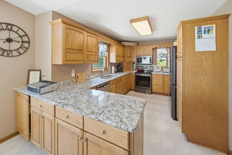 7524 58th St NE Rochester MN 55906