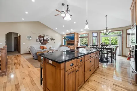 4201 Rue De Frenchman NE Alexandria MN 56308