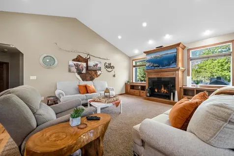 4201 Rue De Frenchman NE Alexandria MN 56308