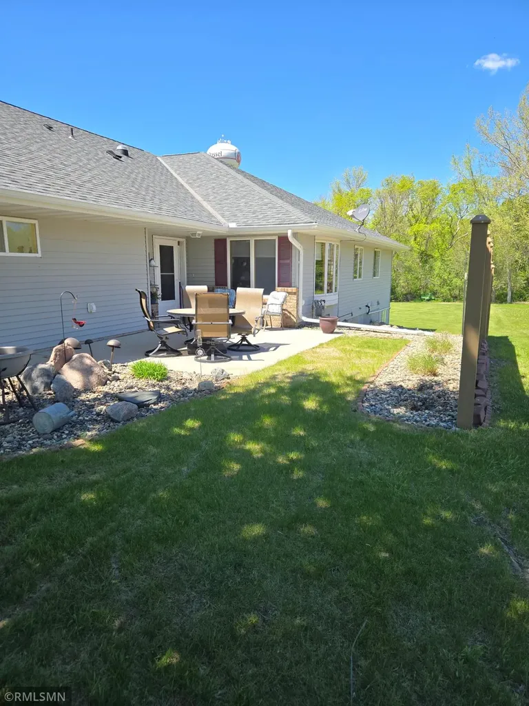105 Sellards Avenue Dassel MN 55325