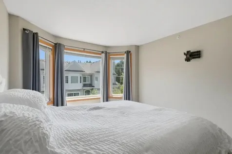 944 Fairfield Way Minnetonka MN 55305