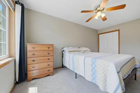 944 Fairfield Way Minnetonka MN 55305