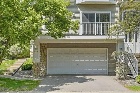 944 Fairfield Way Minnetonka MN 55305
