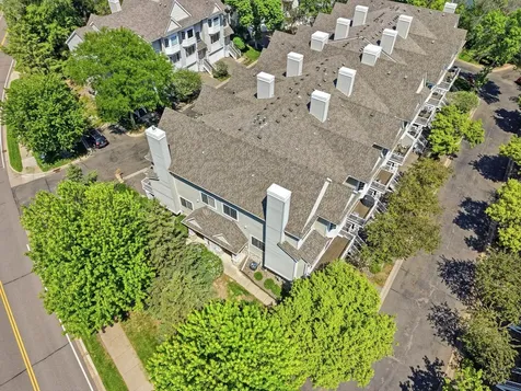 944 Fairfield Way Minnetonka MN 55305
