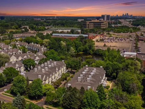 944 Fairfield Way Minnetonka MN 55305