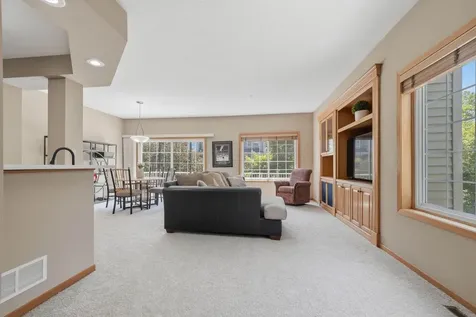 944 Fairfield Way Minnetonka MN 55305