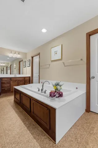 6290 Hedgecroft Avenue S Cottage Grove MN 55016