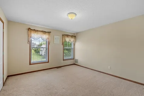 6290 Hedgecroft Avenue S Cottage Grove MN 55016