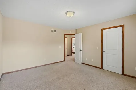 6290 Hedgecroft Avenue S Cottage Grove MN 55016