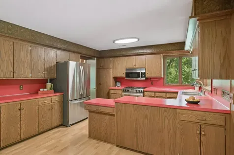 34 N Oaks Road North Oaks MN 55127