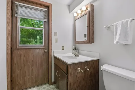 34 N Oaks Road North Oaks MN 55127