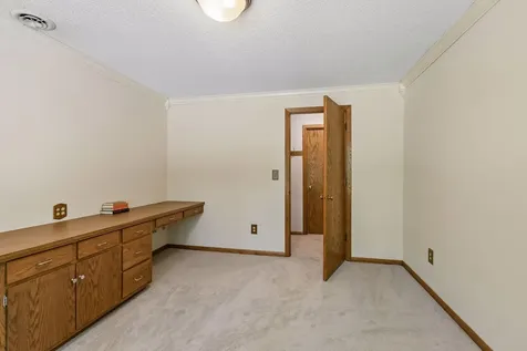 34 N Oaks Road North Oaks MN 55127